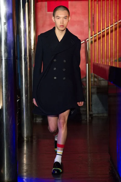 Look 8